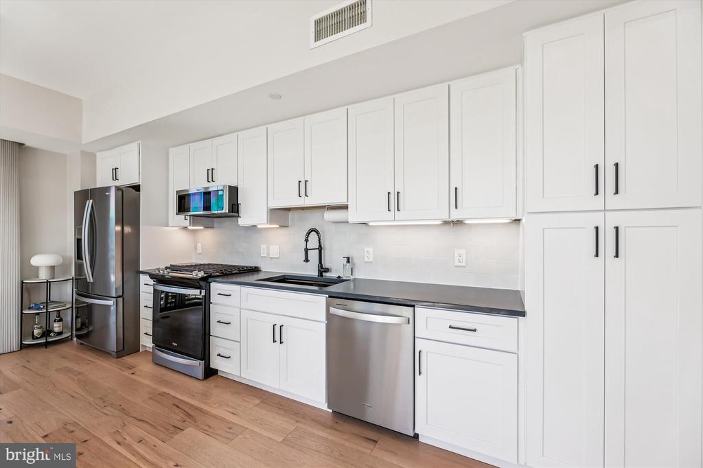475 K STREET NW 1116
