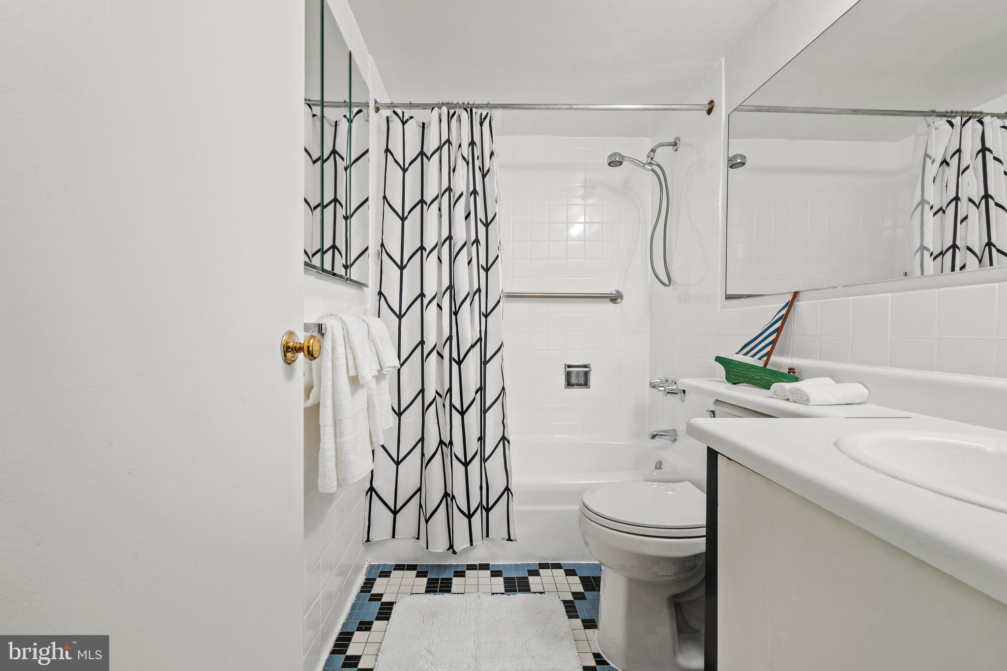 700 7TH STREET SW 110