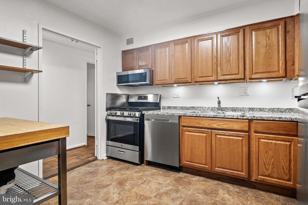 700 7TH STREET SW 110