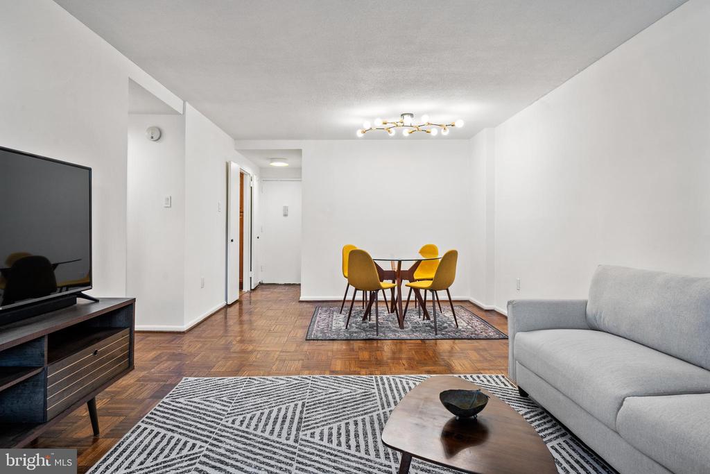 700 7TH STREET SW 110