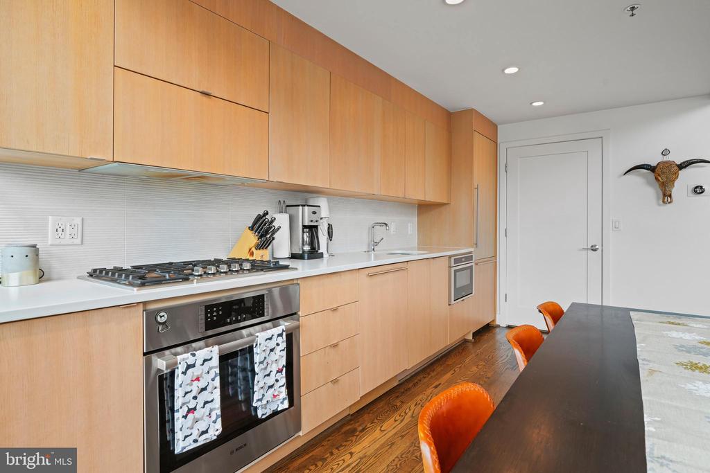 1111 W STREET NW 10