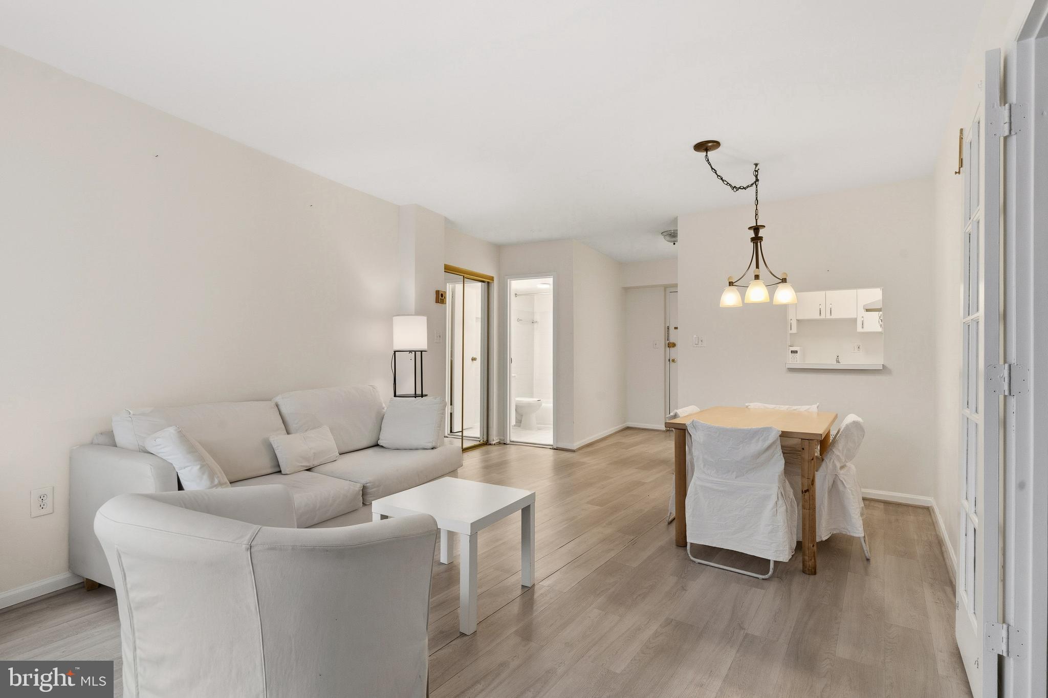 1239 VERMONT AVENUE NW 1009