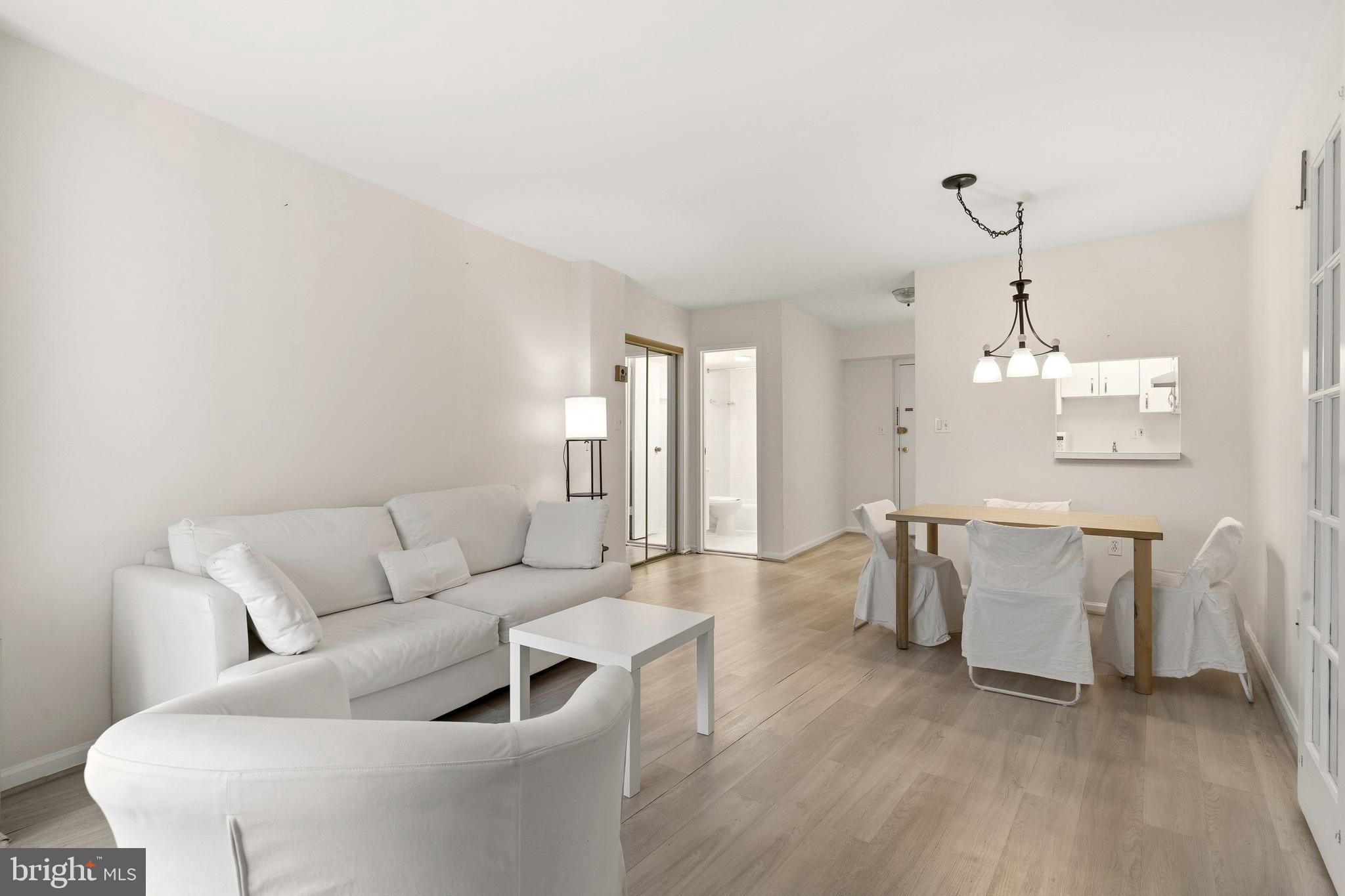 1239 VERMONT AVENUE NW 1009