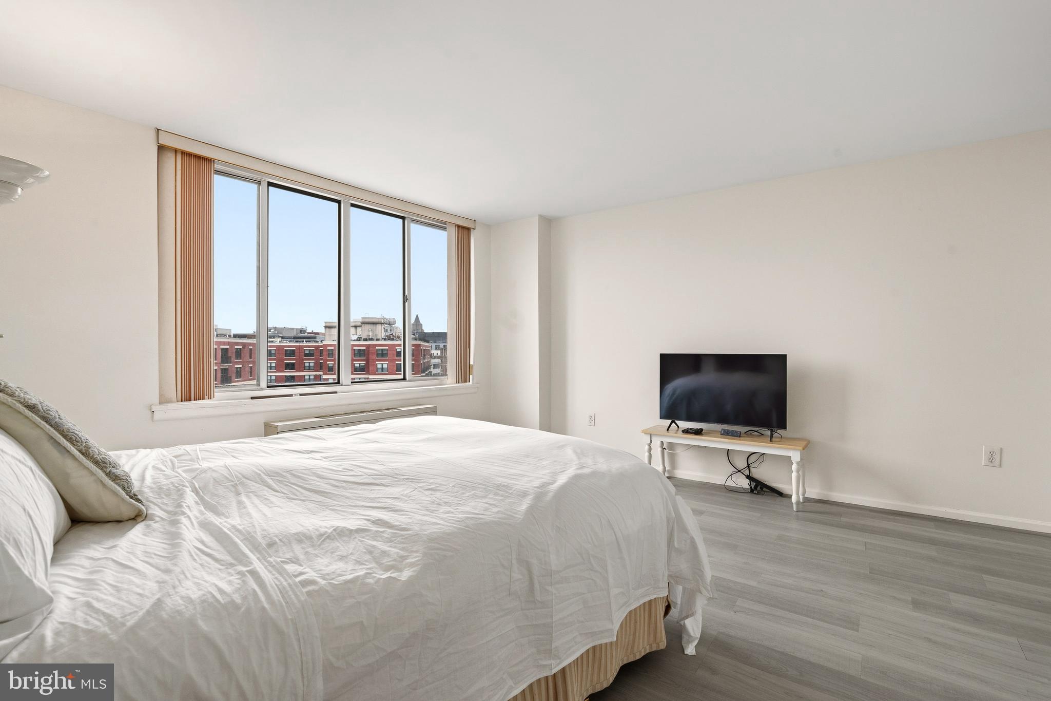 1239 VERMONT AVENUE NW 1009