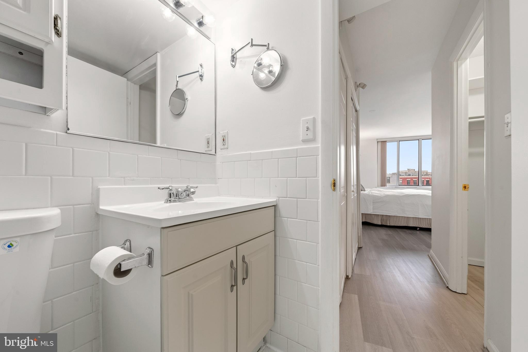 1239 VERMONT AVENUE NW 1009