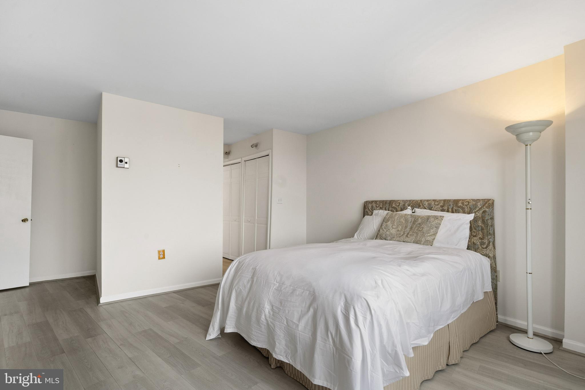 1239 VERMONT AVENUE NW 1009