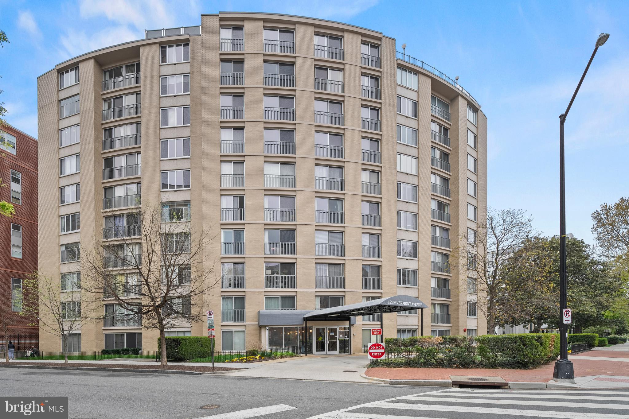 1239 VERMONT AVENUE NW 1009