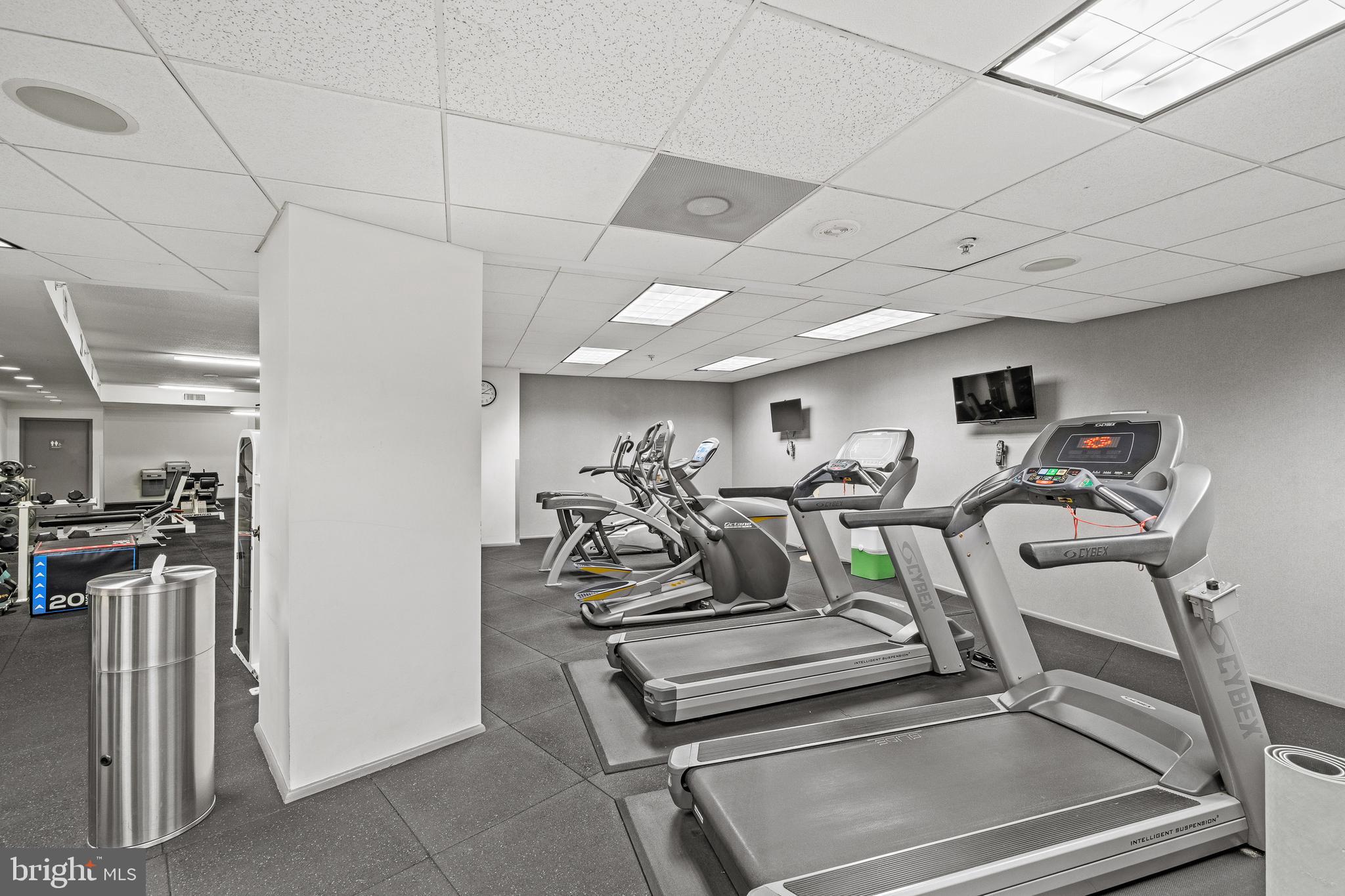 400 MASSACHUSETTS AVENUE NW 421