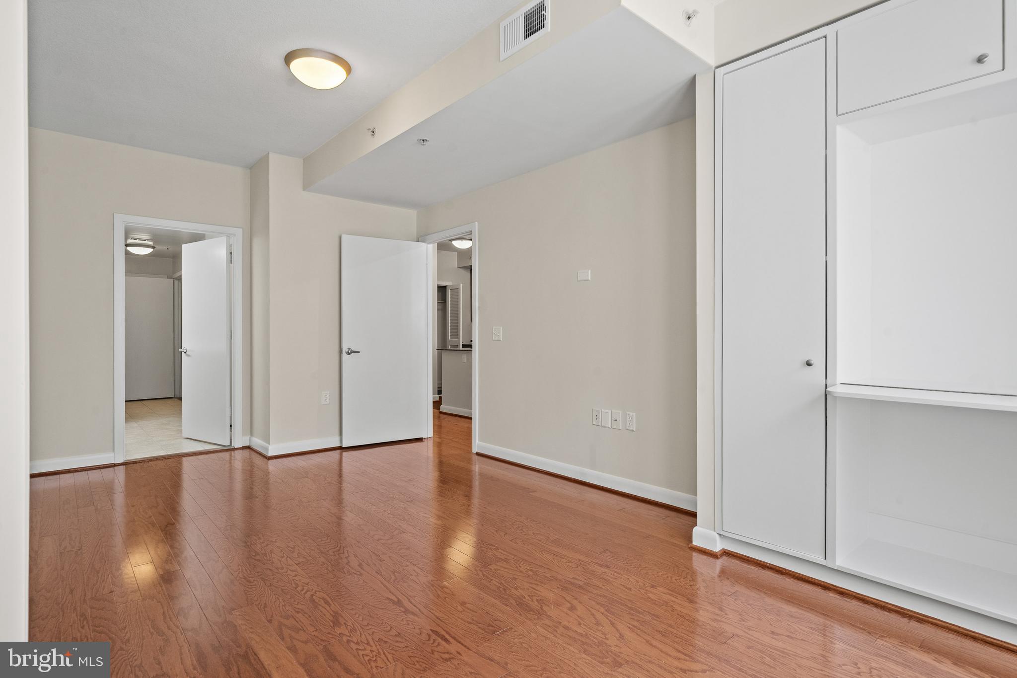 400 MASSACHUSETTS AVENUE NW 421