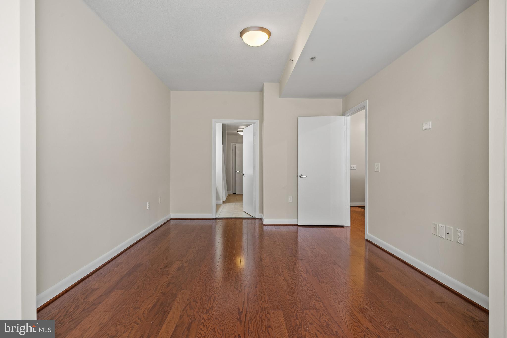 400 MASSACHUSETTS AVENUE NW 421