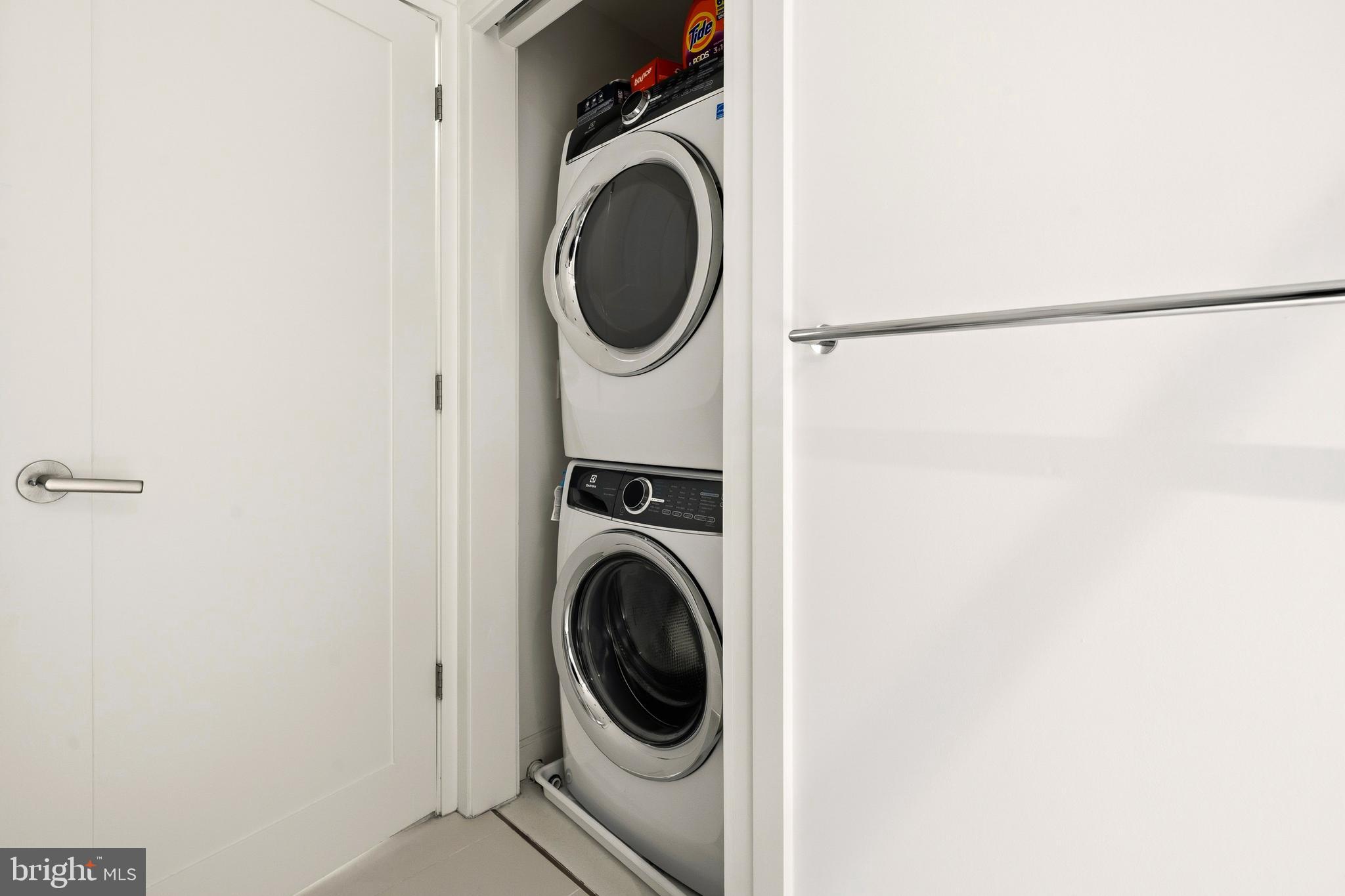 2501 M STREET NW 306