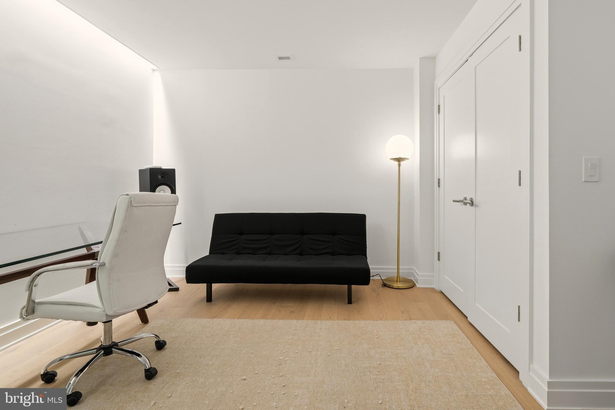 2501 M STREET NW 306