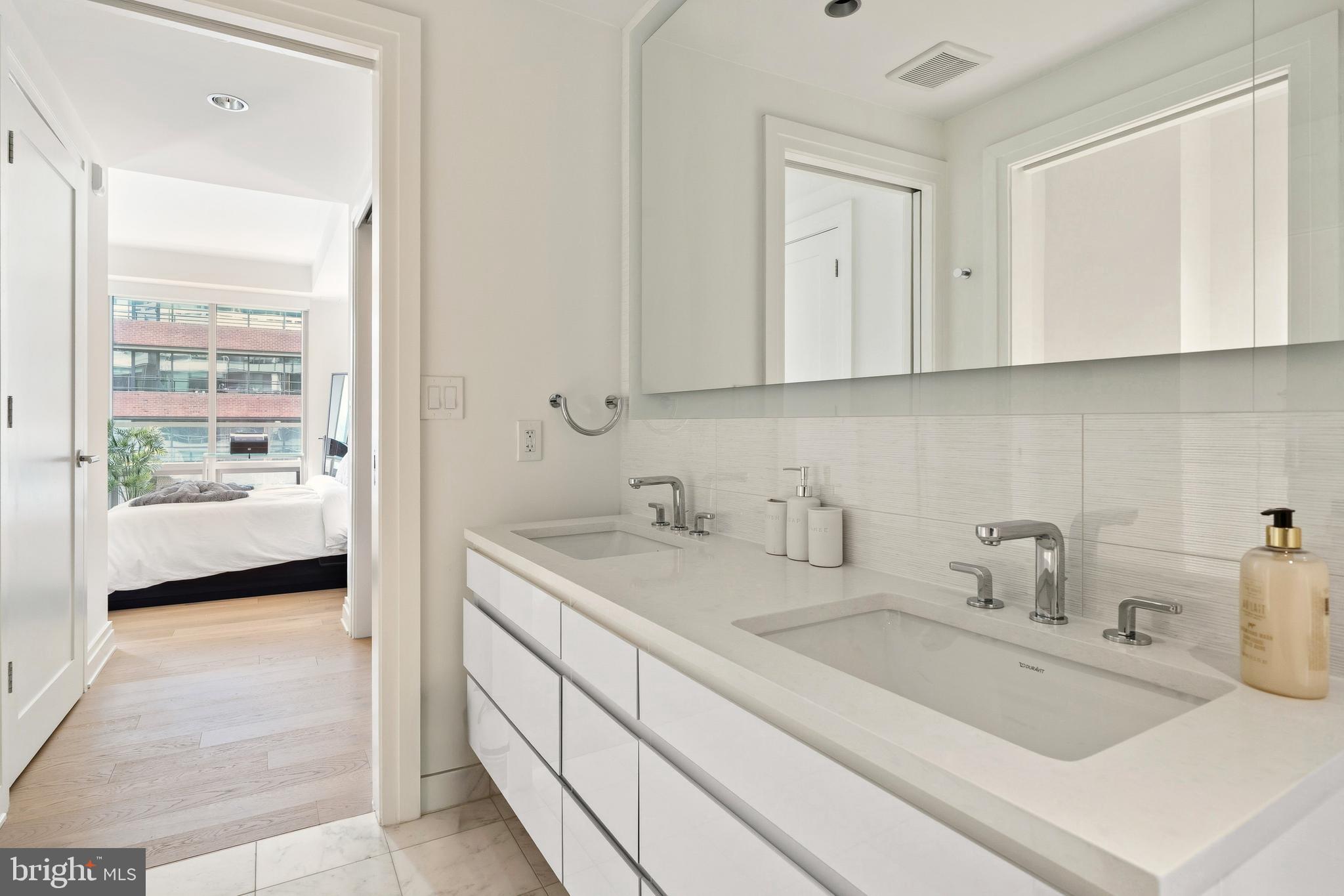 2501 M STREET NW 306