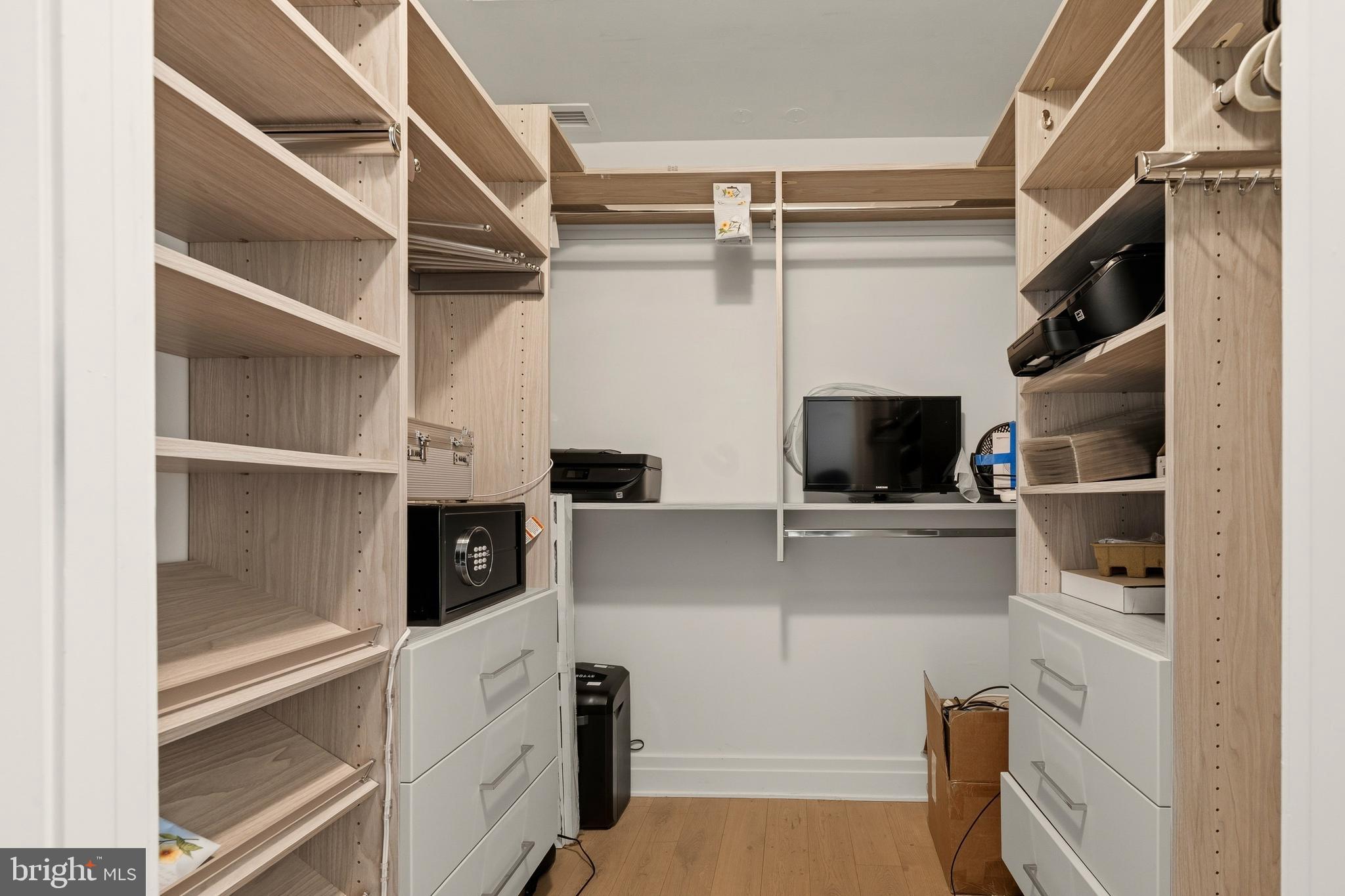 2501 M STREET NW 306