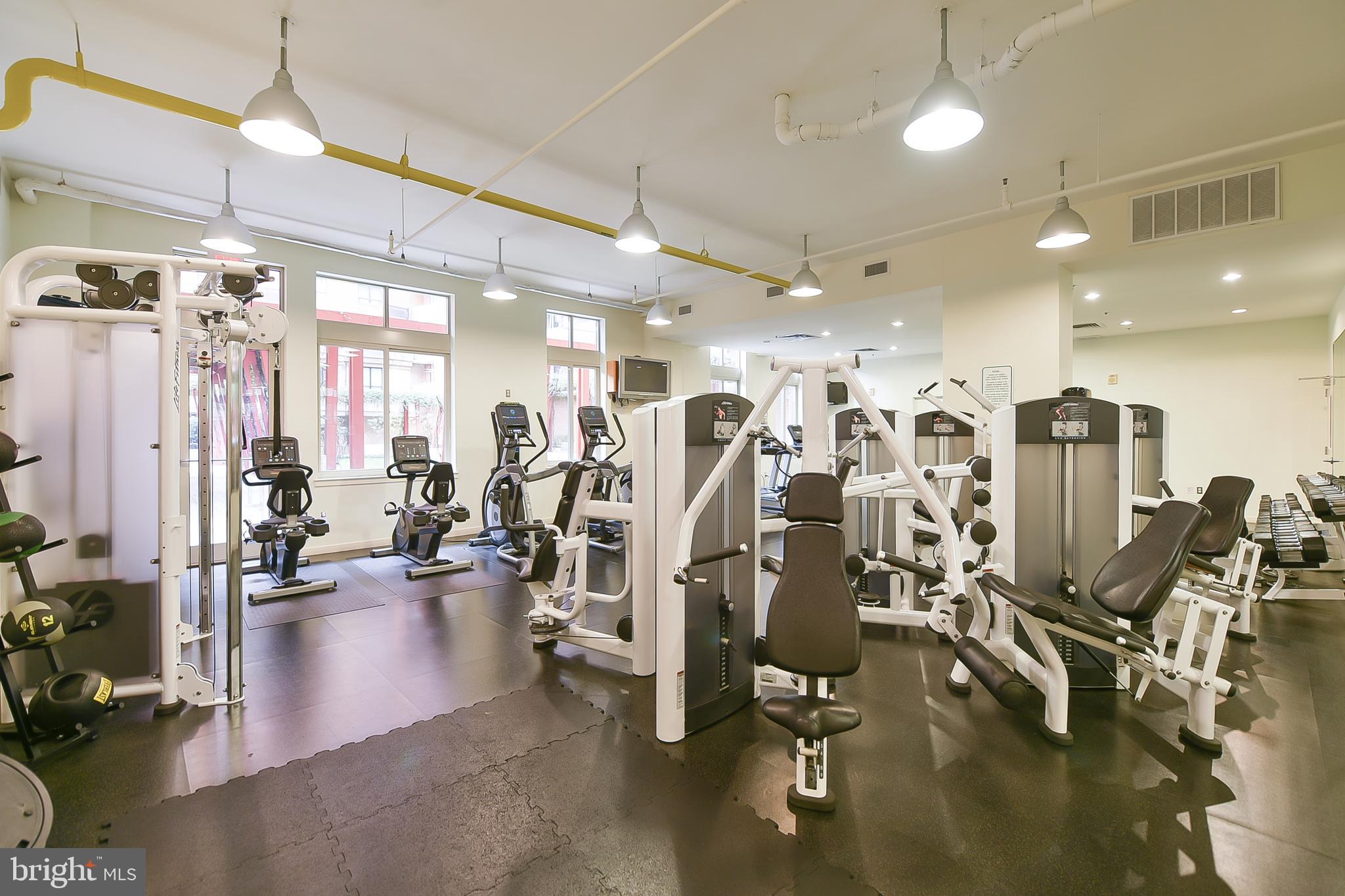 1000 NEW JERSEY AVENUE SE 908