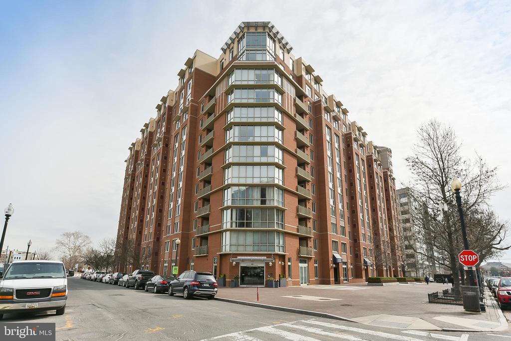 1000 NEW JERSEY AVENUE SE 908
