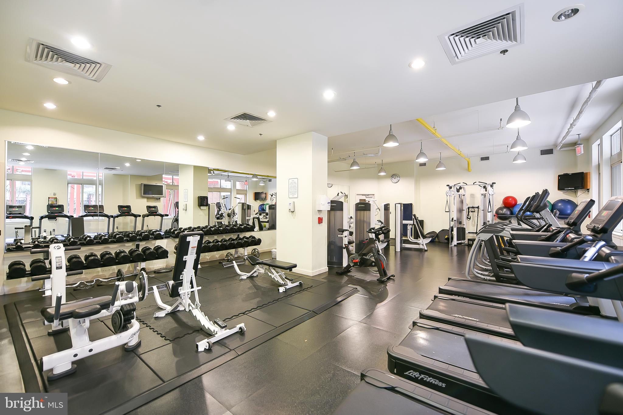 1000 NEW JERSEY AVENUE SE 908