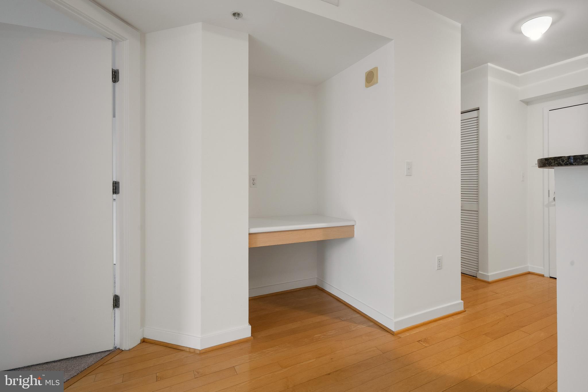 1000 NEW JERSEY AVENUE SE 908