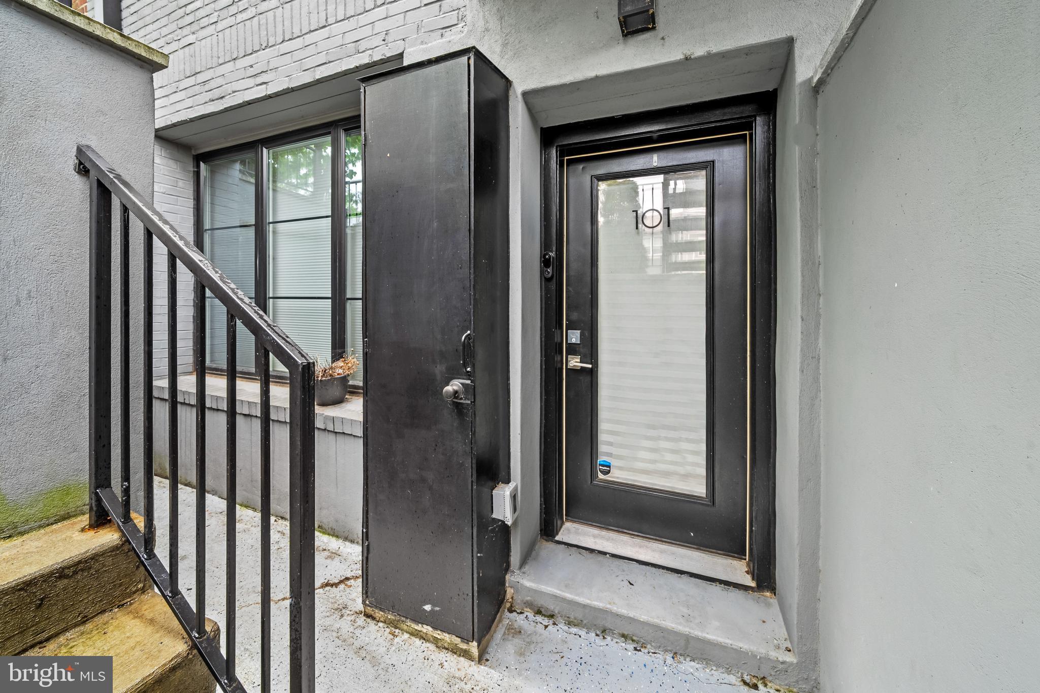 1223 MEIGS PLACE NE 101