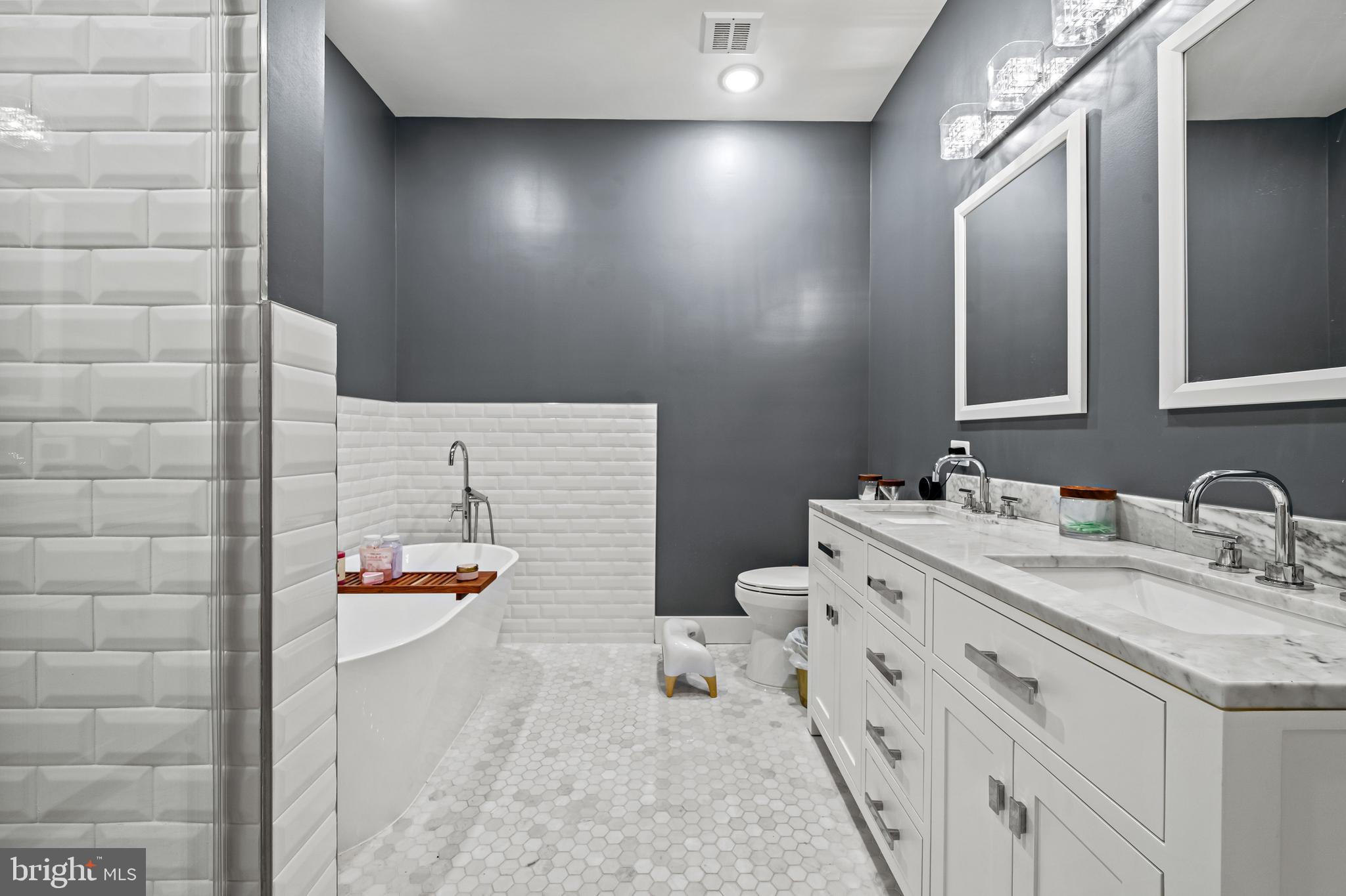 1223 MEIGS PLACE NE 101