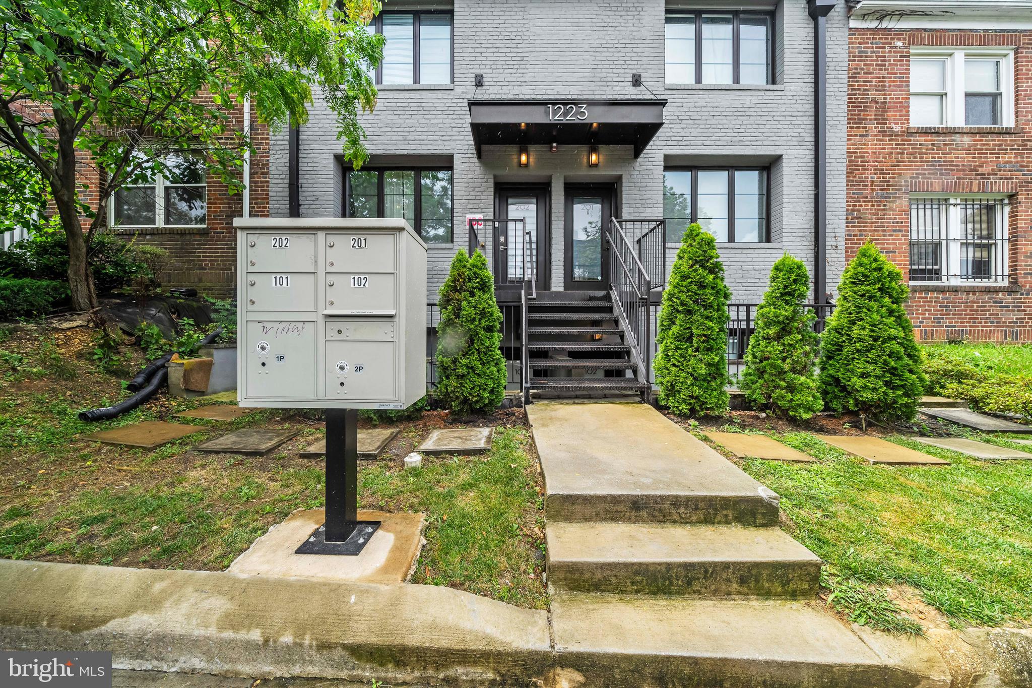 1223 MEIGS PLACE NE 101