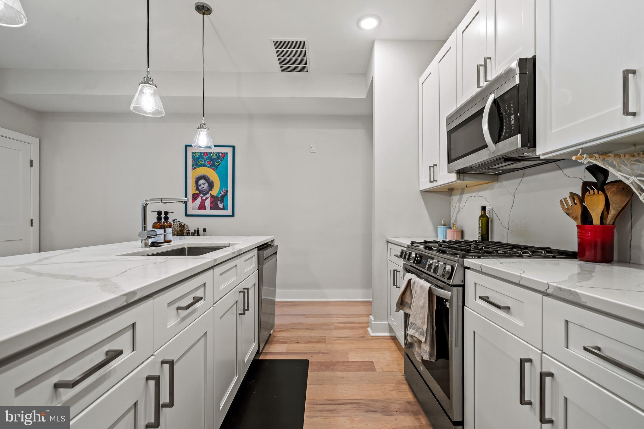 1223 MEIGS PLACE NE 101