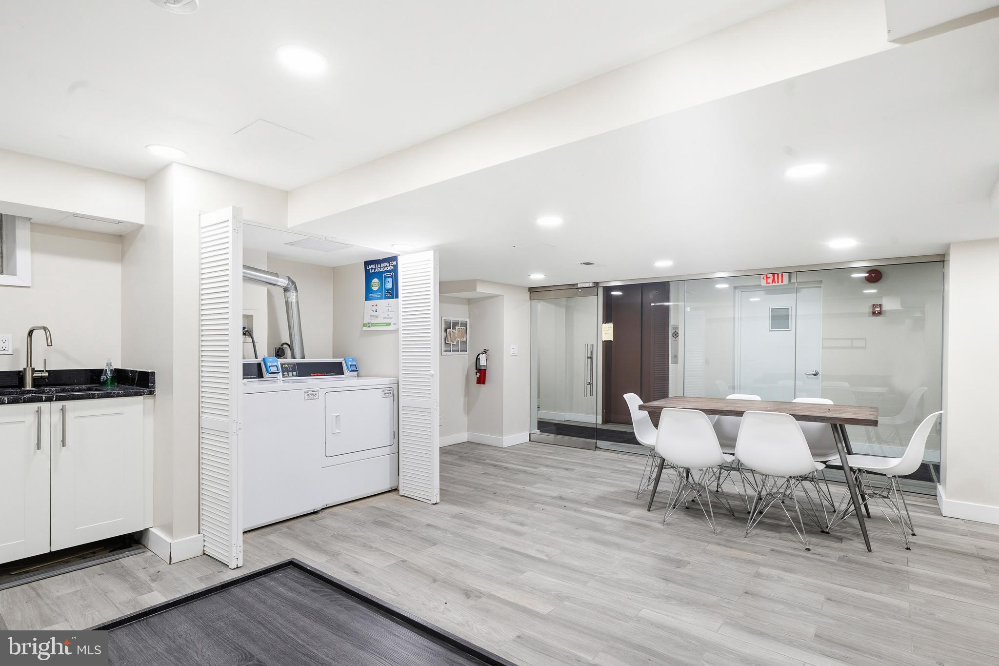 1125 12TH STREET NW 81