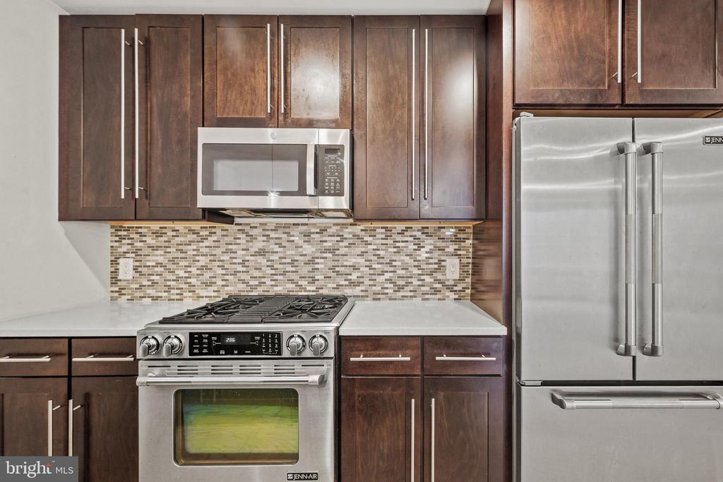 2101 11TH STREET NW 103