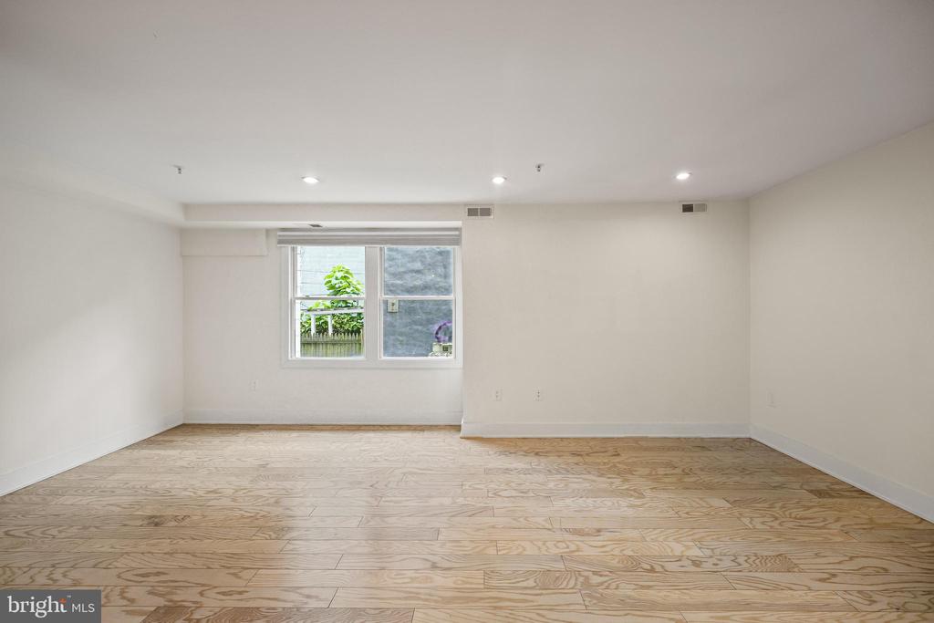 2101 11TH STREET NW 103