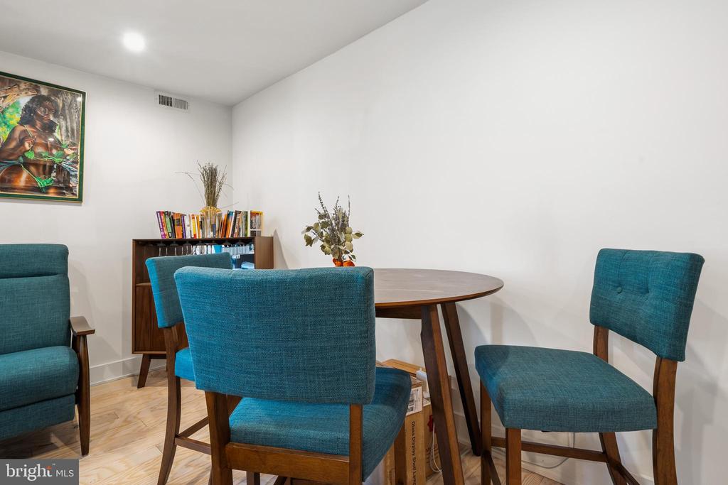 2101 11TH STREET NW 103