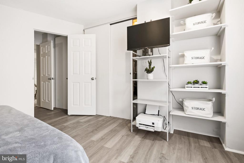 1239 VERMONT AVENUE NW Unit: 102
