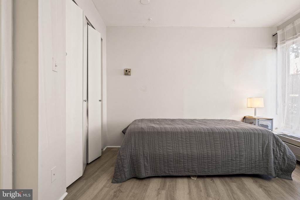 1239 VERMONT AVENUE NW Unit: 102