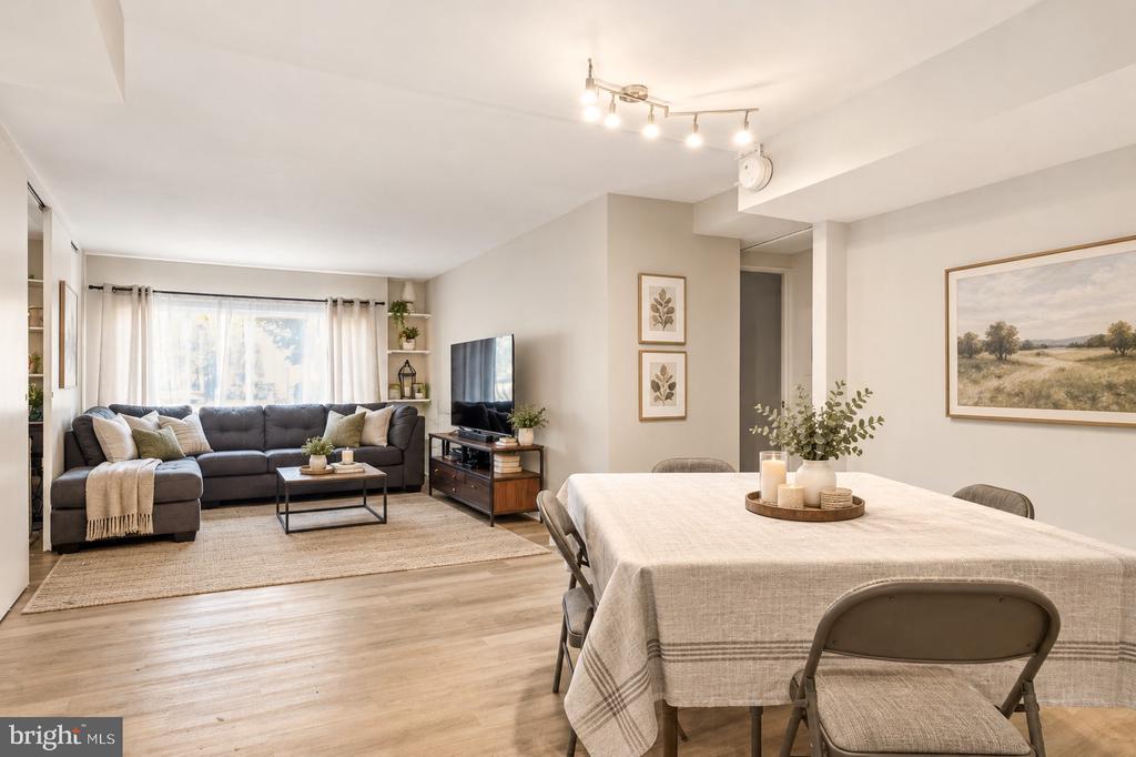 1239 VERMONT AVENUE NW Unit: 102