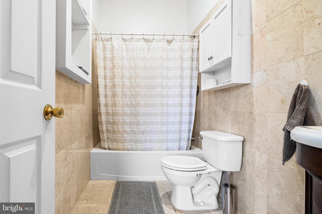 1125 12TH STREET NW Unit: 81