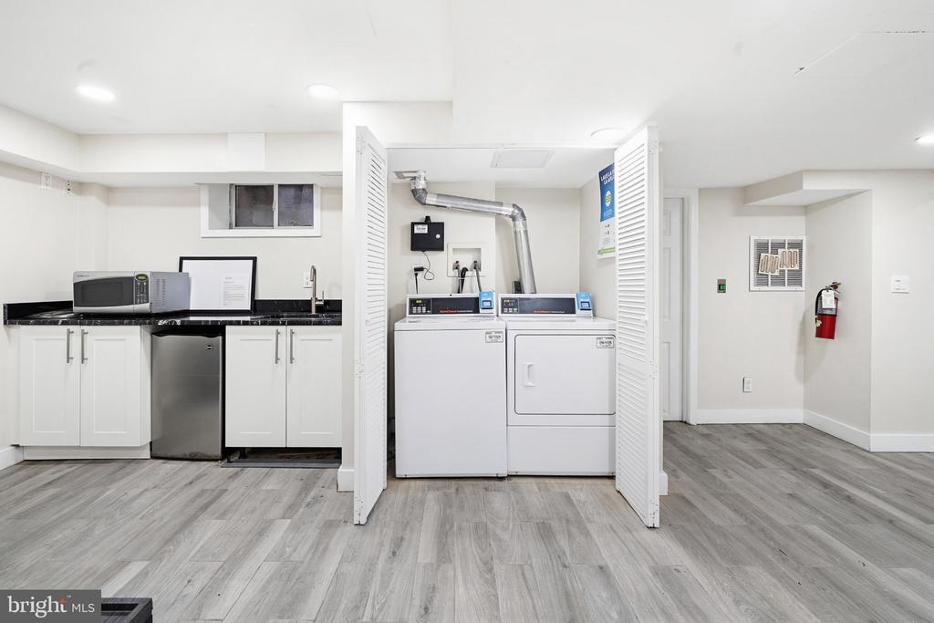 1125 12TH STREET NW Unit: 81