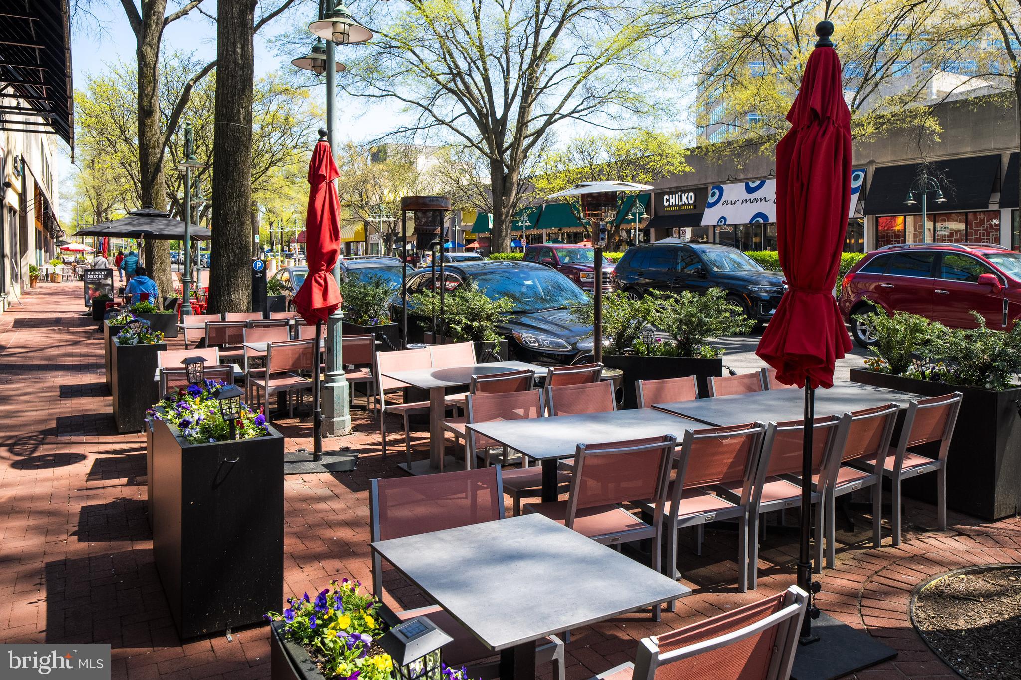 4600 S Four Mile Run Dr S #911