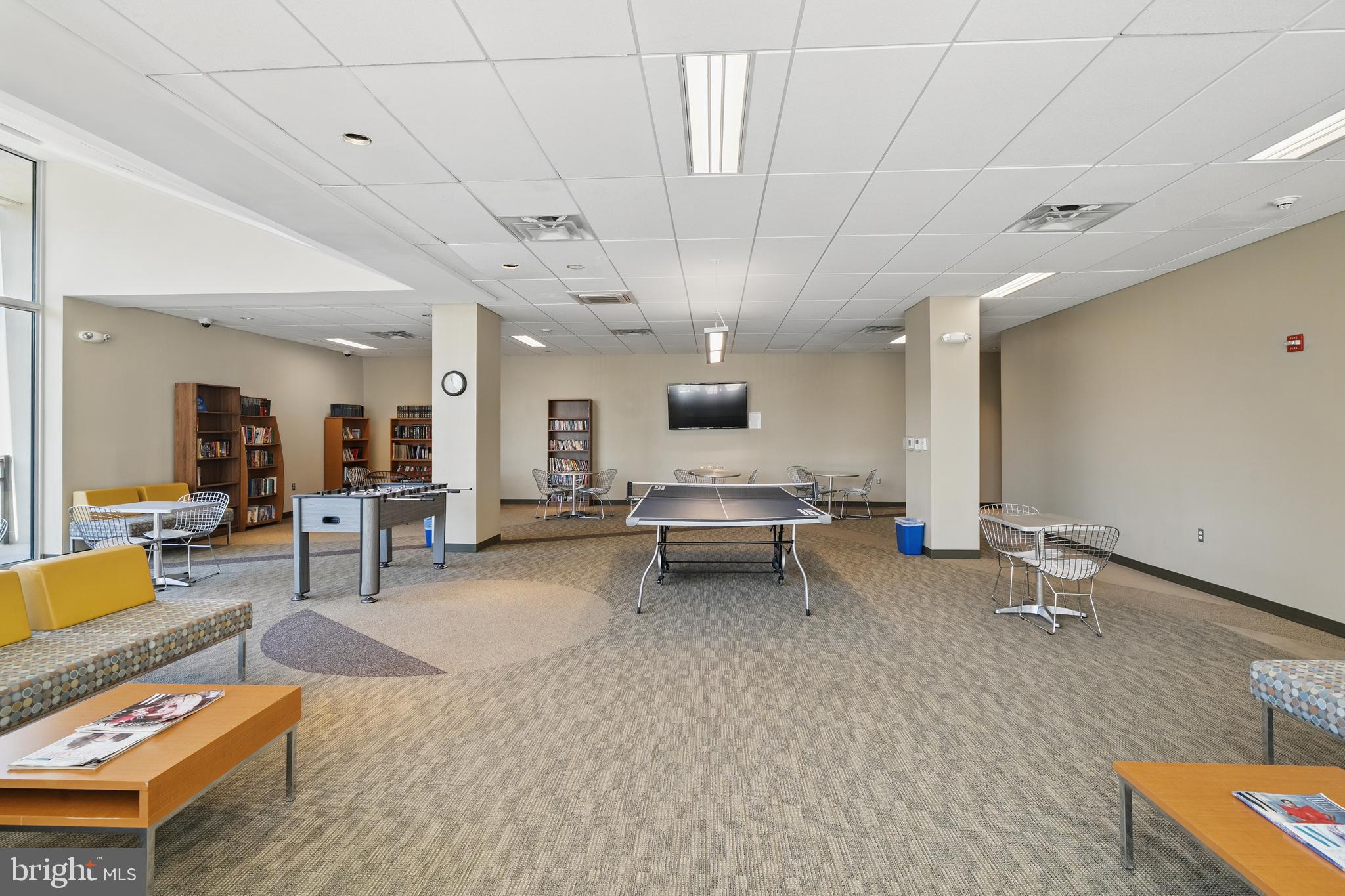 4600 S Four Mile Run Dr S #911