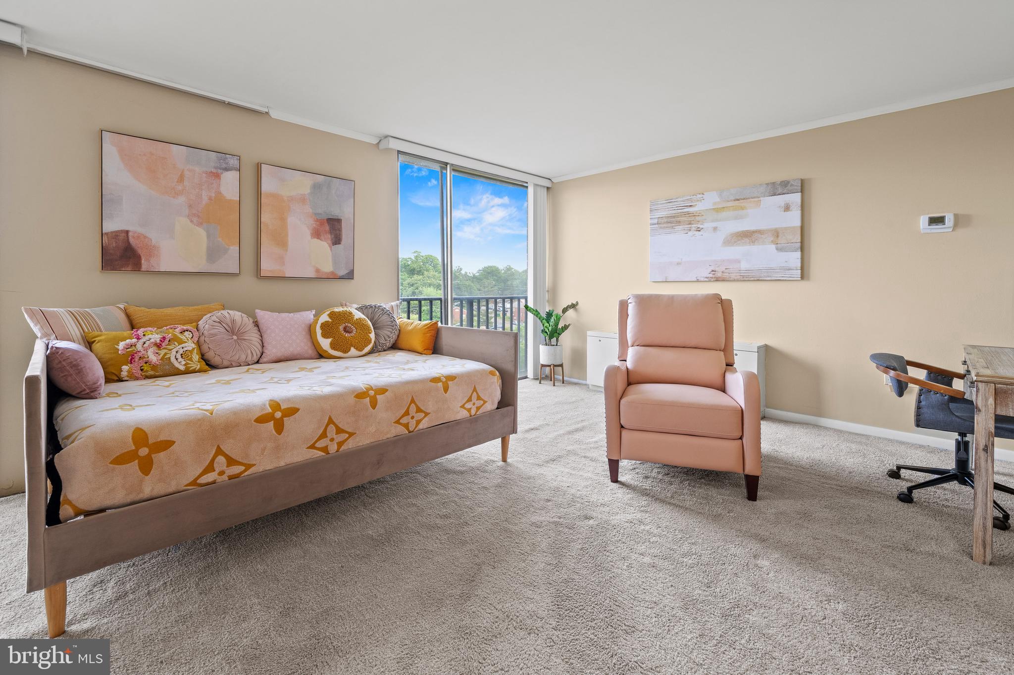 4600 S Four Mile Run Dr S #911