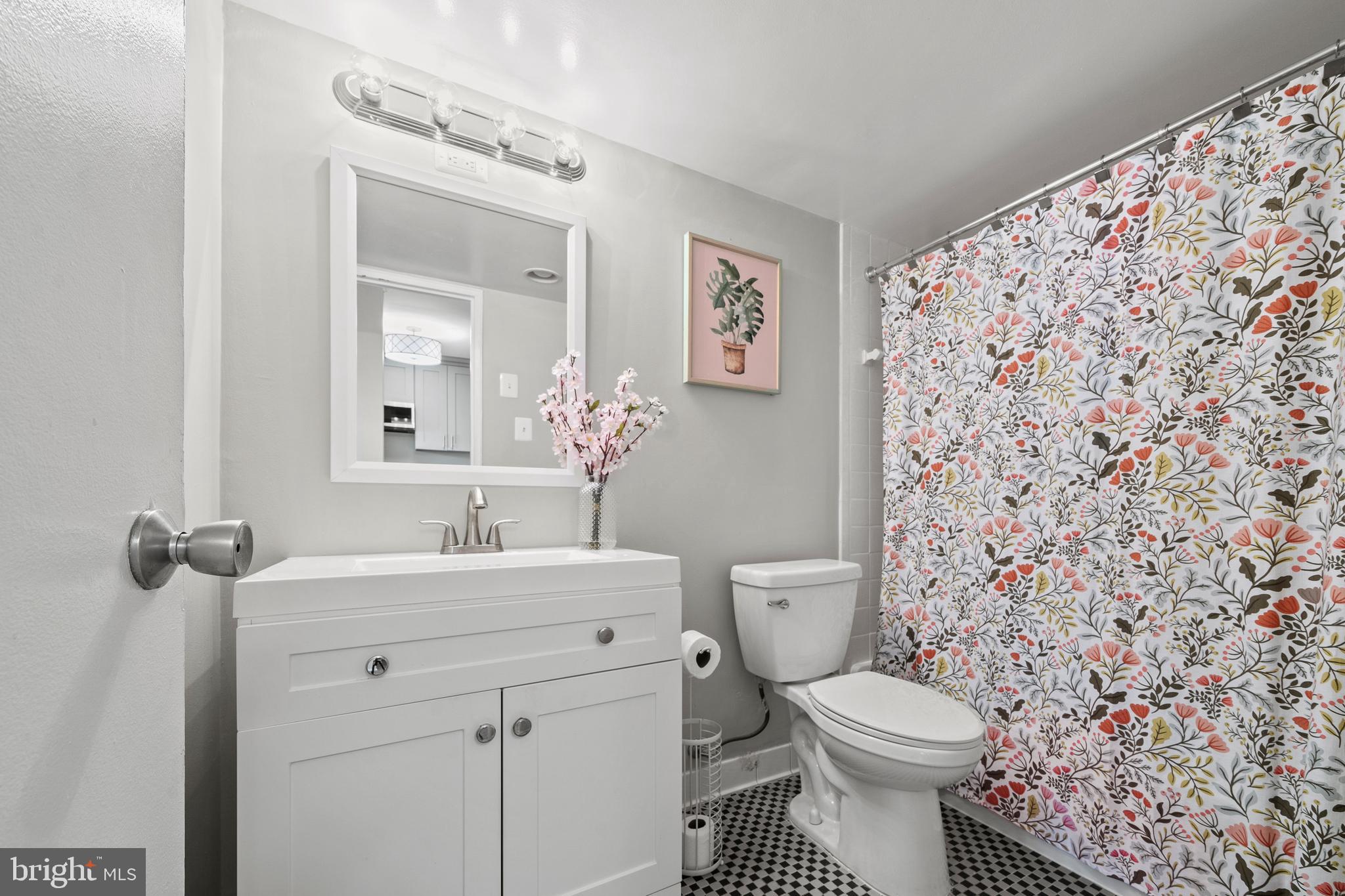 4600 S Four Mile Run Dr S #911