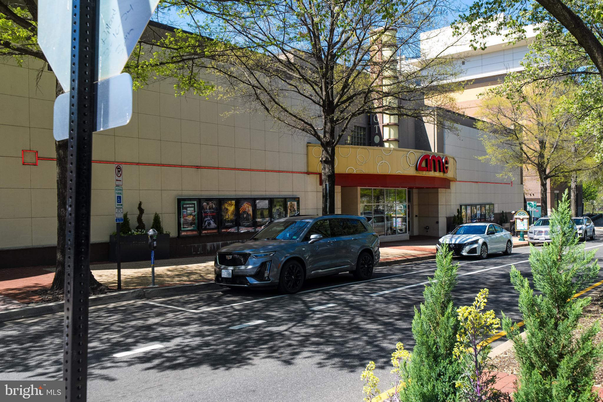 4600 S Four Mile Run Dr S #911