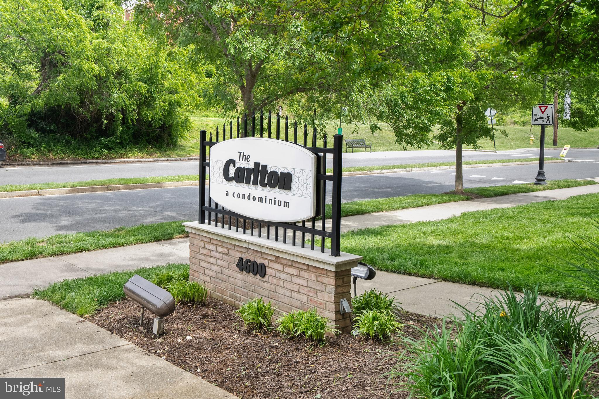 4600 S Four Mile Run Dr S #911