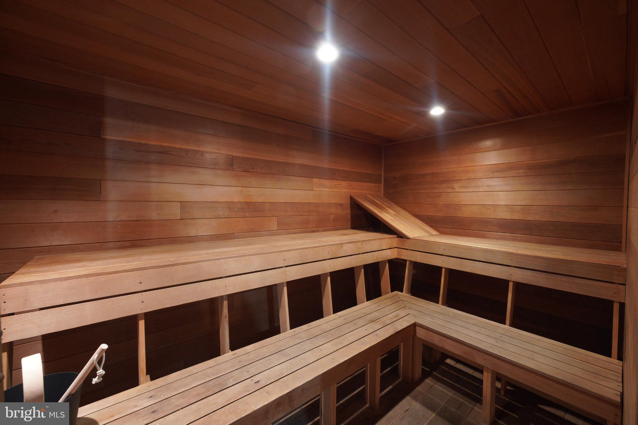 4600 S FOUR MILE RUN DRIVE 423