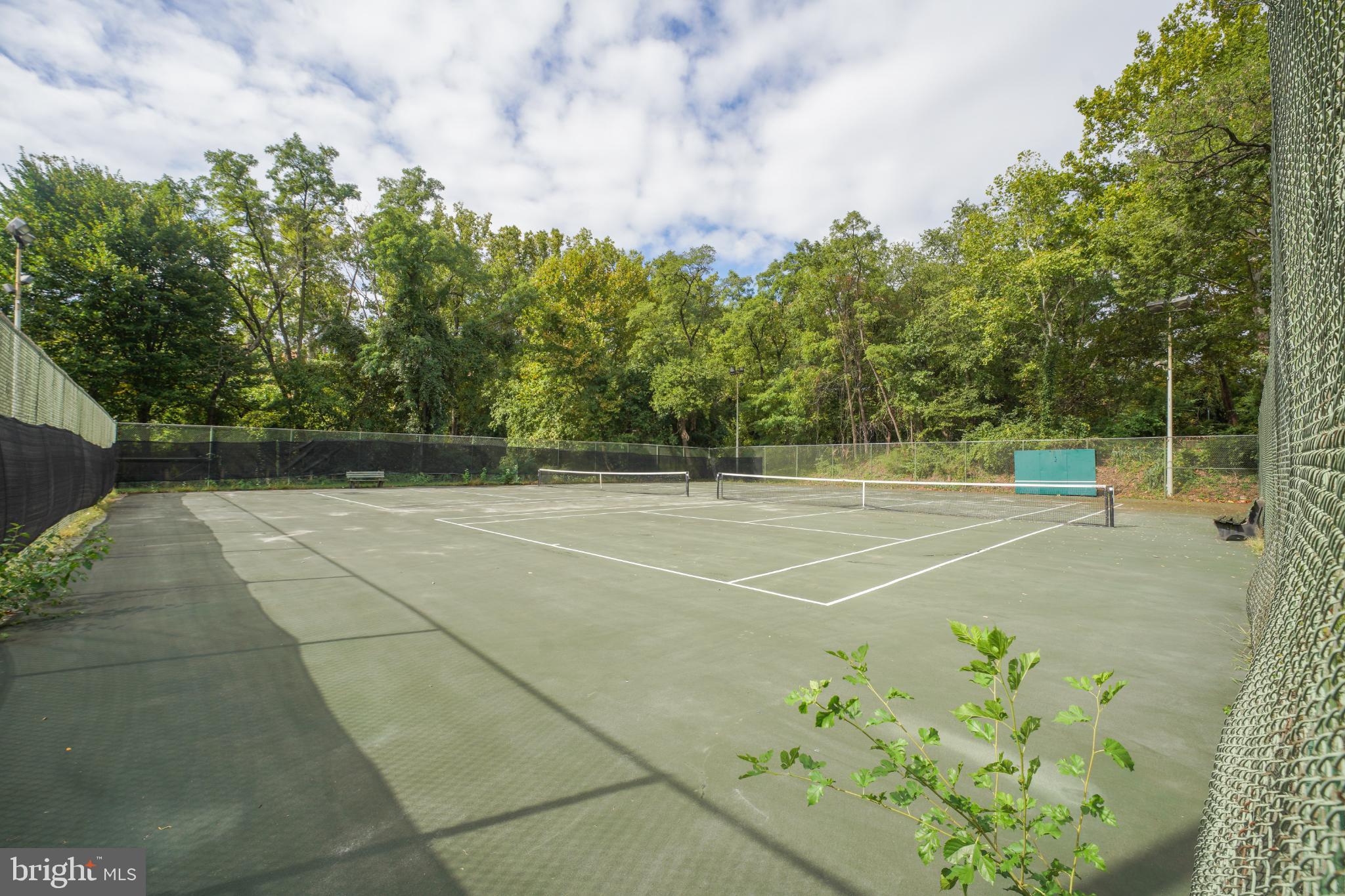 4600 S FOUR MILE RUN DRIVE 423