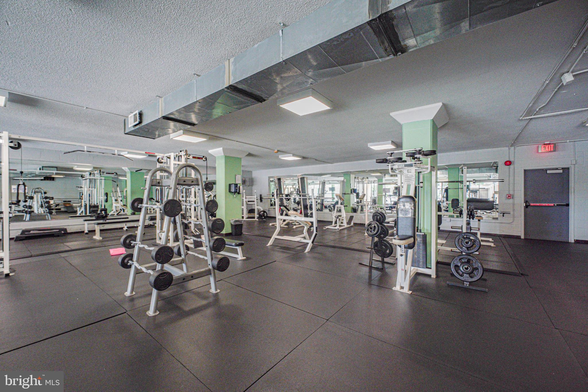 4600 S FOUR MILE RUN DRIVE 423