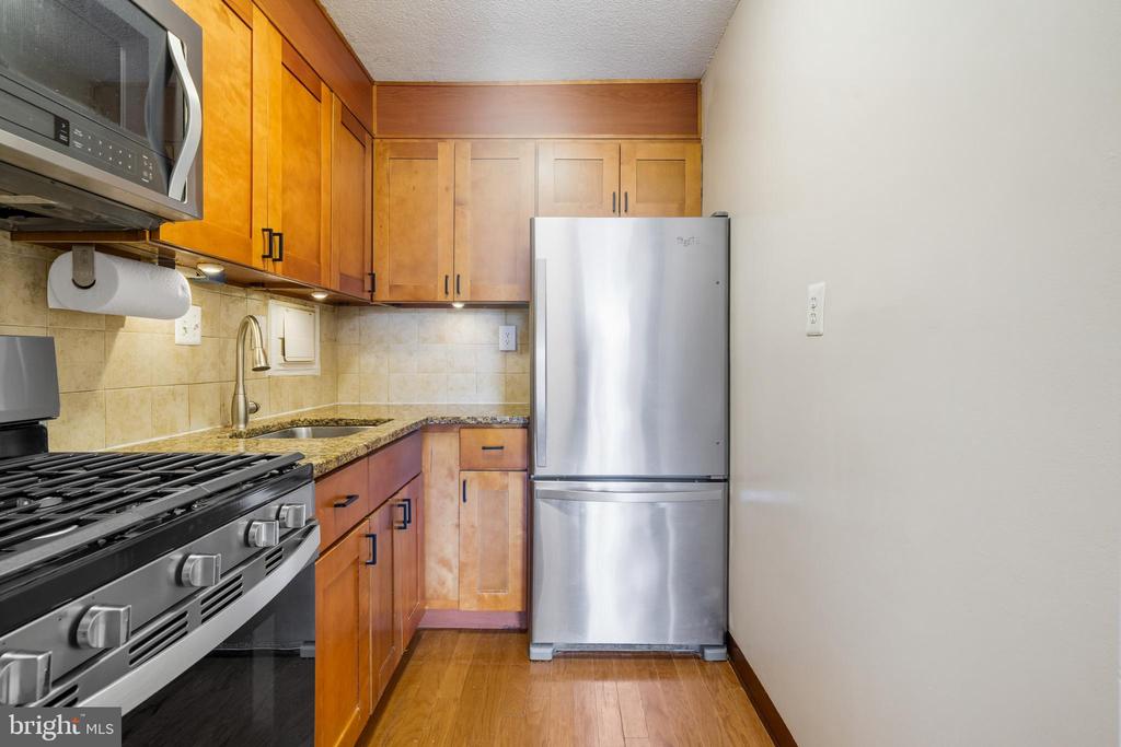 4600 S FOUR MILE RUN DRIVE S Unit: 537