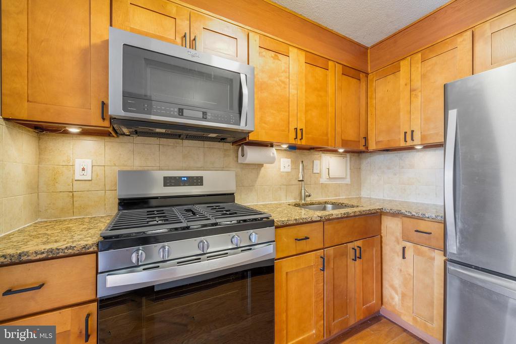 4600 S FOUR MILE RUN DRIVE S Unit: 537