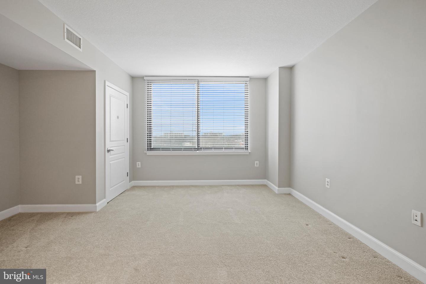 2451 MIDTOWN AVENUE Unit: 911