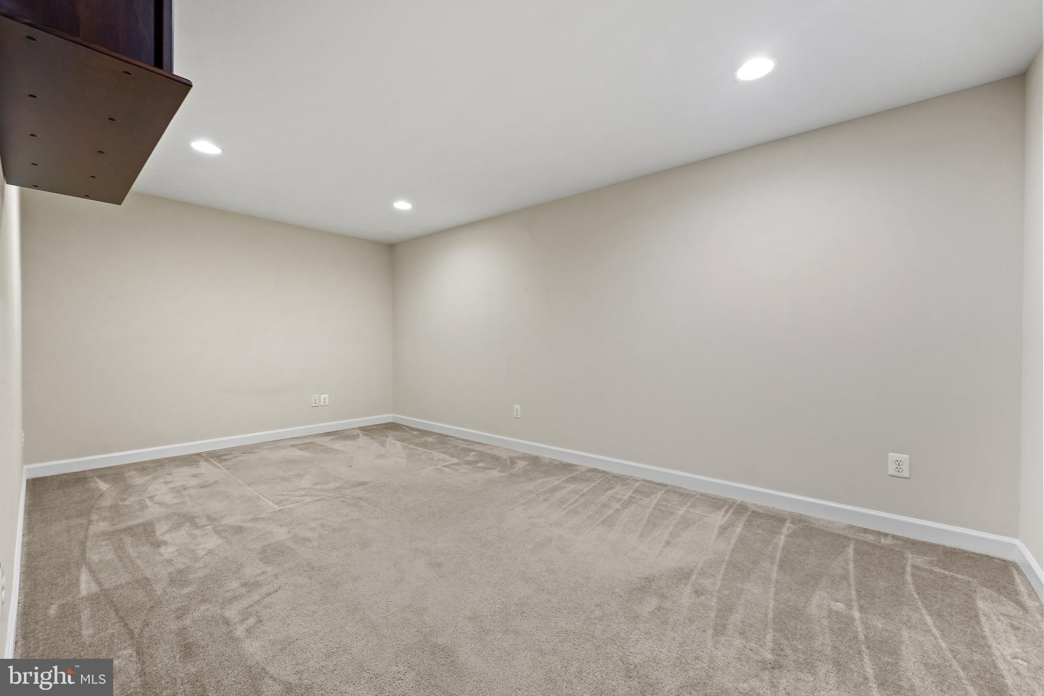 1146 STERLING ROAD