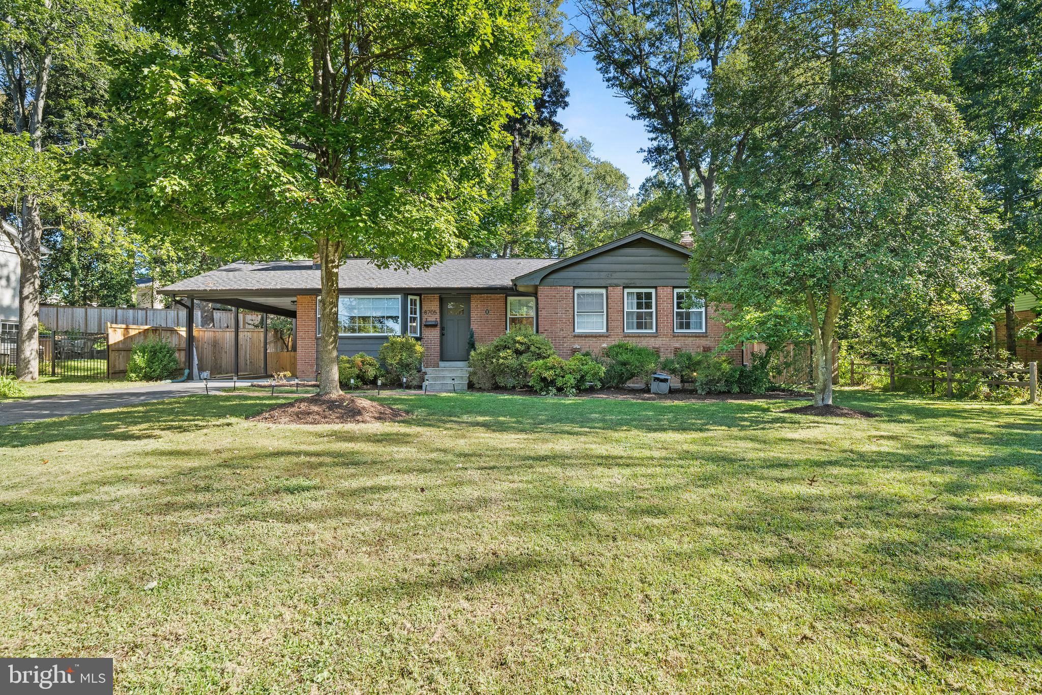 8705 STOCKTON PARKWAY
