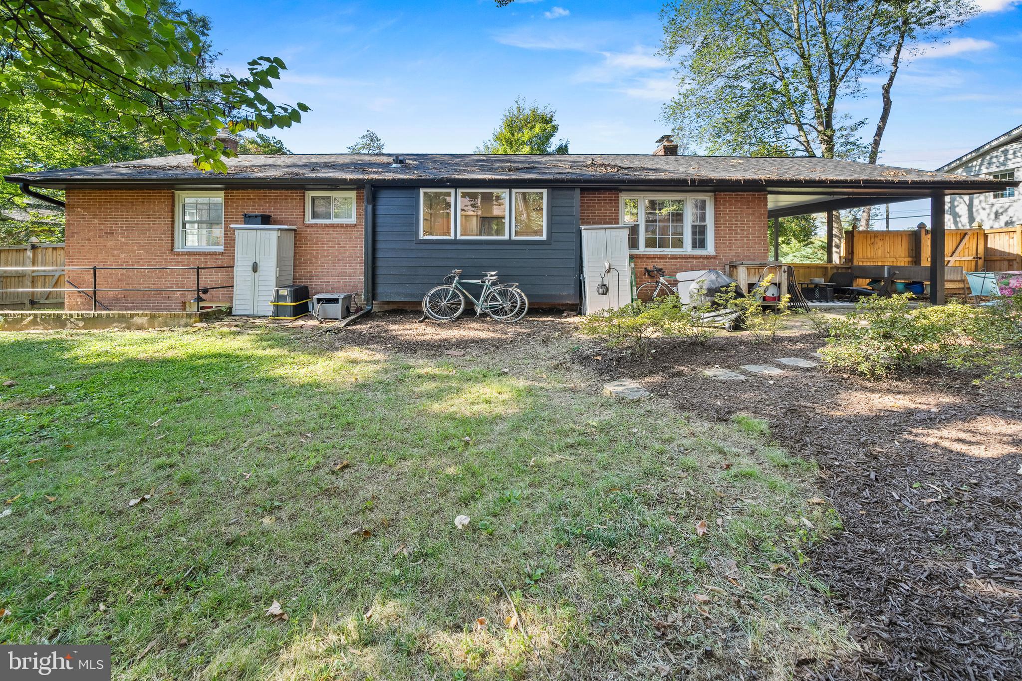 8705 STOCKTON PARKWAY